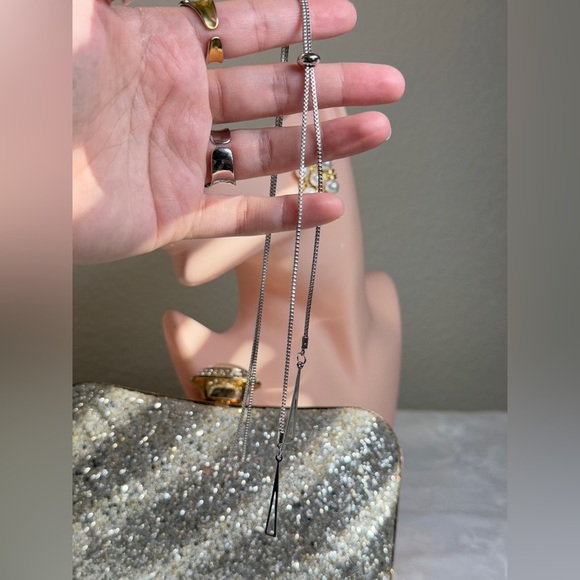 Elegant Silver Drop Necklace - Picture 4 of 4